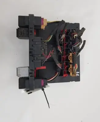 Volkswagen PASSAT B6 Comfort/convenience module 3C0937049E