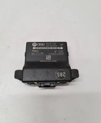 Volkswagen Caddy Gateway control module 1K0907530F 0325F1NG 1K0907951