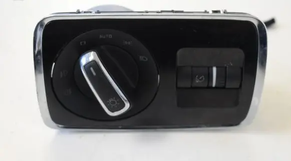 Skoda Superb B6 (3T) Light switch 3T0941431B