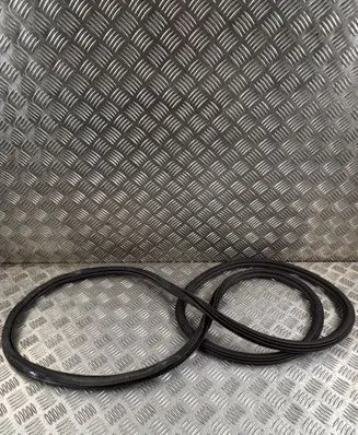Audi Q7 4M Rubber seal rear door 4M0833721C