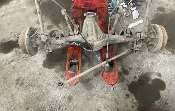 Nissan Terrano Rear axle beam 