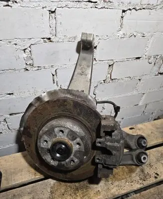 BMW 5 F10 F11 Front wheel hub spindle knuckle 1506275