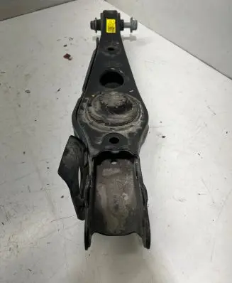 Rear upper control arm/wishbone