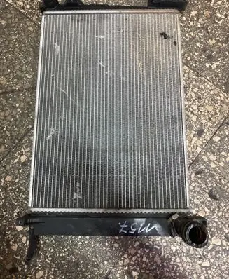 Chrysler Voyager Coolant radiator