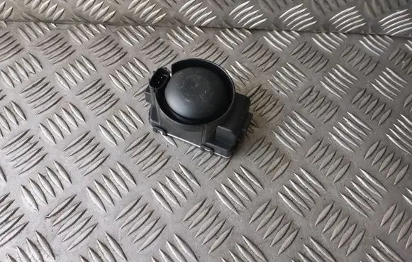 Lexus RX 330 - 350 - 400H Alarm system siren 8904048020 2370003080