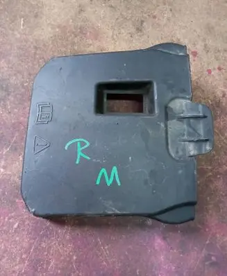 Ford Focus Battery box tray cover/lid AM5110A659AC