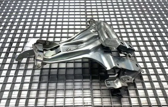 Toyota Auris E180 Other exterior part