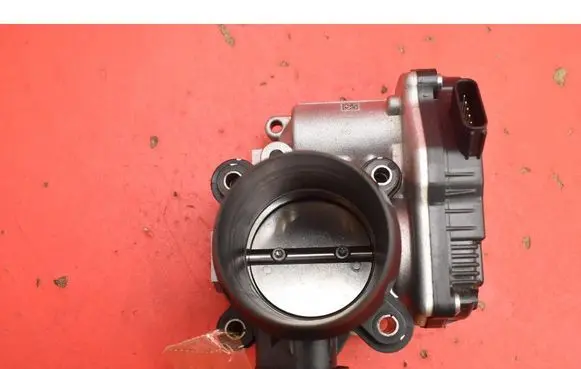 KIA Sportage Throttle body valve 351002M417