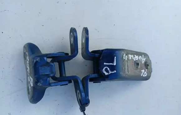 Toyota Auris E180 Front door hinge set 
