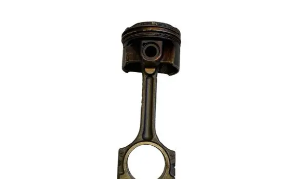 Nissan Qashqai Piston with connecting rod