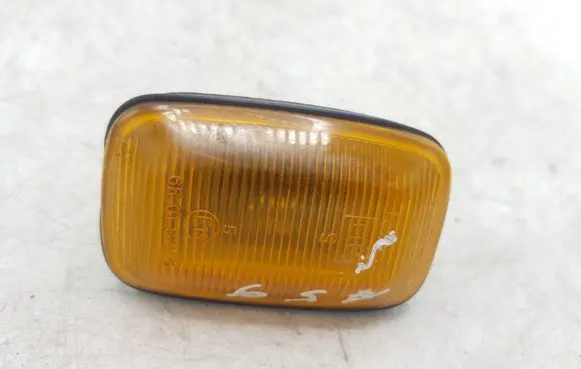 Toyota Land Cruiser (HDJ90) Front fender indicator light 013471 6R019356