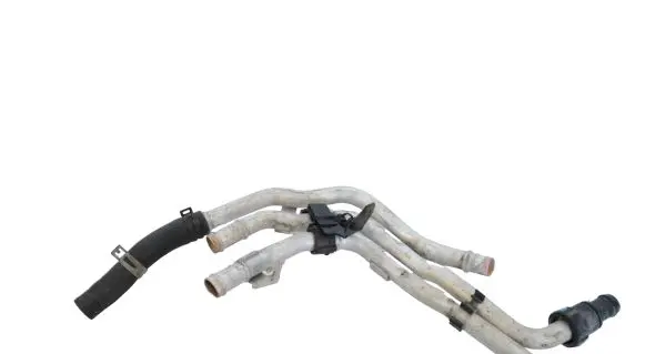 Land Rover Discovery 4 - LR4 Engine coolant pipe/hose