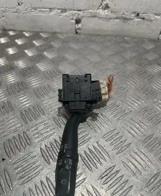 Toyota Avensis T220 Indicator stalk 173794