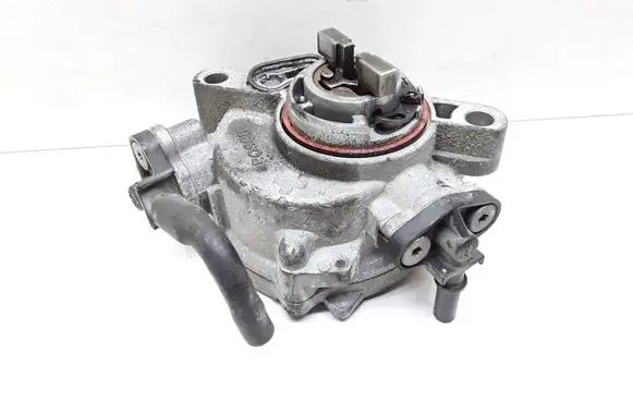 Volvo V70 Vacuum pump