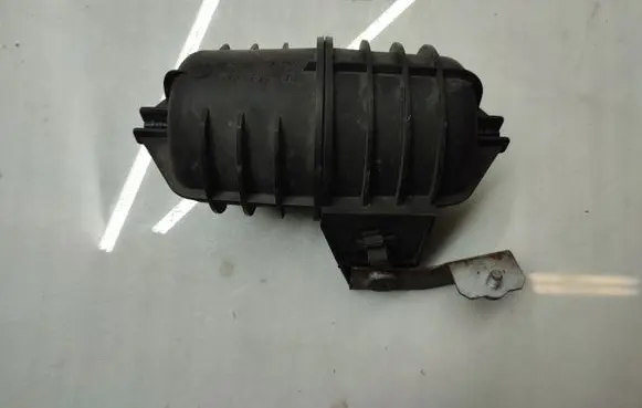 Vacuum pump