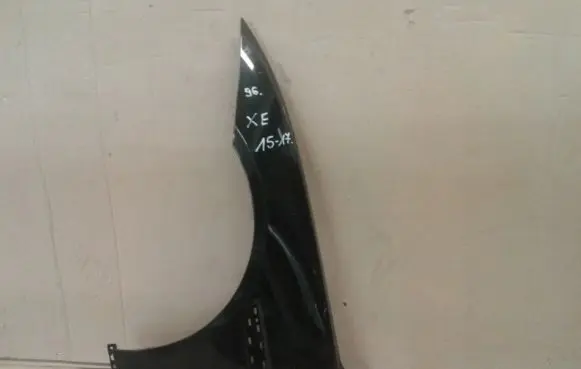 Jaguar XE Fender