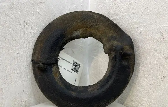 Tesla Model 3 Front coil spring rubber mount 104447900E