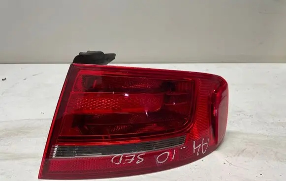 Audi A4 S4 B8 8K Rear/tail lights 00968606