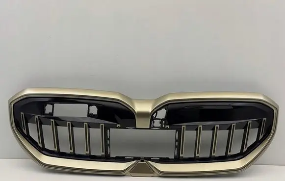 BMW 5 G60 Front bumper upper radiator grill 5A185A8