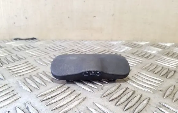 Windshield washer spray nozzle