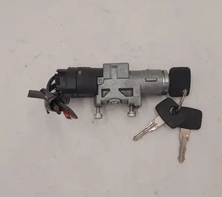 Opel Omega B1 Ignition lock 26034041 26034040 7210
