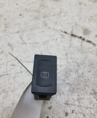 Windscreen/window heater switch