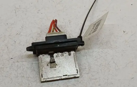 Nissan Note (E11) Heater blower motor/fan resistor