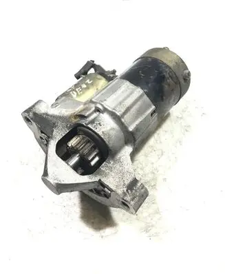 Peugeot 407 Starter motor M000T86081