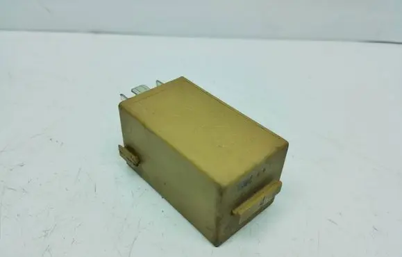 BMW 3 E46 Window control relay V23141B3001X15 61368384505