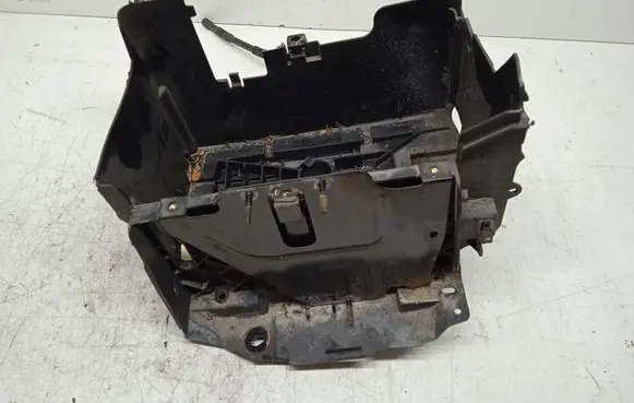 Renault Scenic III - Grand scenic III Battery tray 