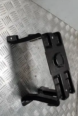 Battery bracket