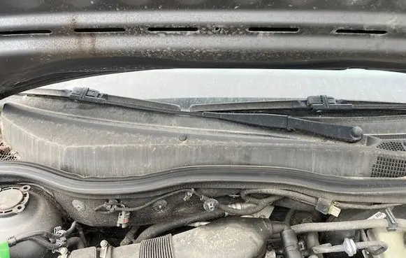 Opel Astra H Front wiper blade arm 