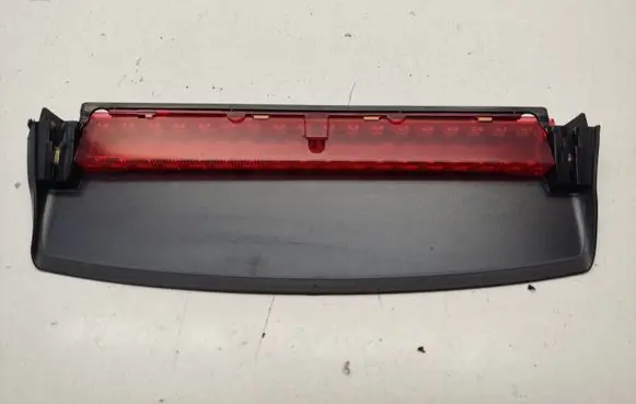 Audi A5 8T 8F Third/center stoplight 8T0945097