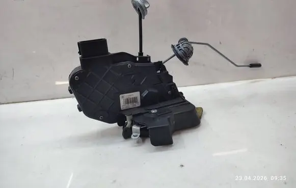 Volvo XC60 Rear door lock 31253675
