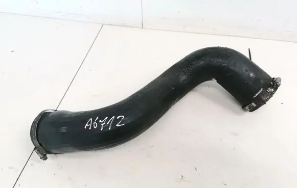 Peugeot 807 Intercooler hose/pipe 55030273