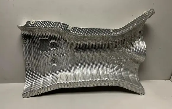 BMW X6 G06 Heat shield in engine bay 9477793