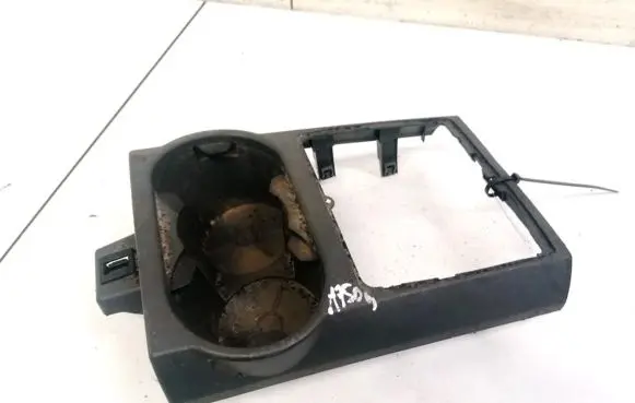Ford Focus C-MAX Cup holder 