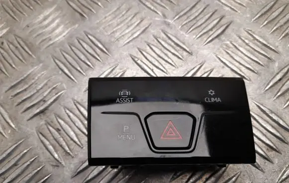 Volkswagen Golf VIII Hazard light switch 5H0925200P