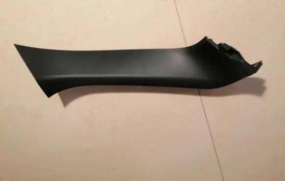 Subaru XV II Tailgate trim 94330FL070