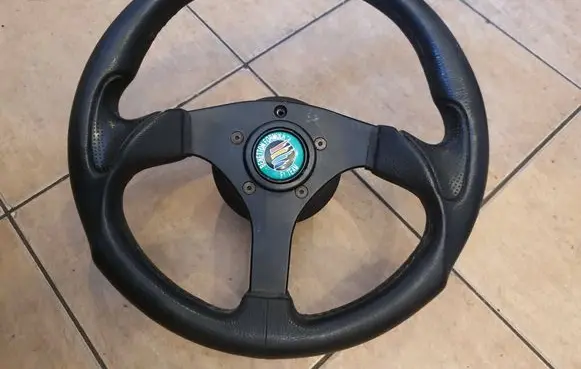 Audi 80 90 B2 Steering wheel VICTOR11560 KBA70147 3L33