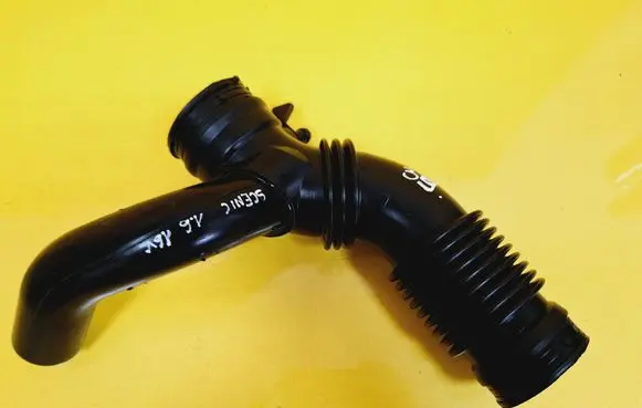 Air intake hose/pipe