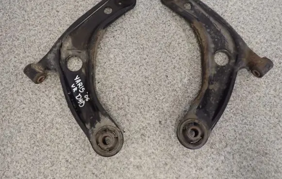 Toyota Yaris Rear suspension control arm 