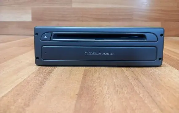 Navigation unit CD/DVD player