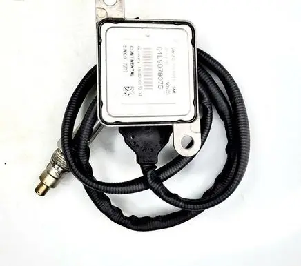 Volkswagen PASSAT B8 Lambda probe sensor 04L907807G