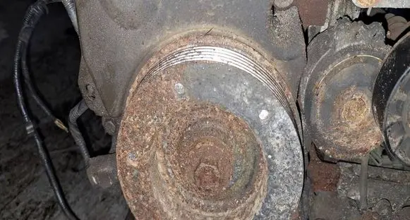 Ford Focus C-MAX Crankshaft pulley 