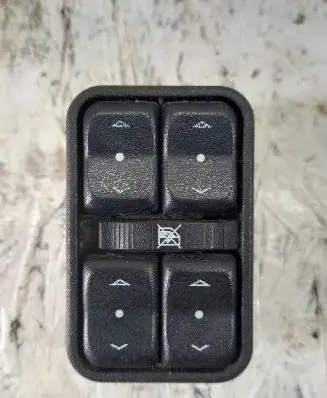 Opel Zafira A Electric window control switch 13363401 90561086 011003