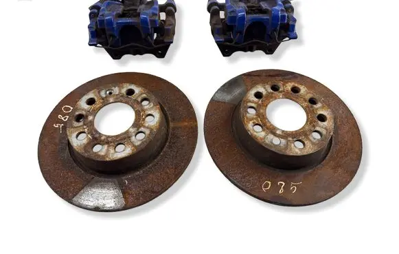 Volkswagen Golf VII Brake discs and calipers set 5Q0615405DT