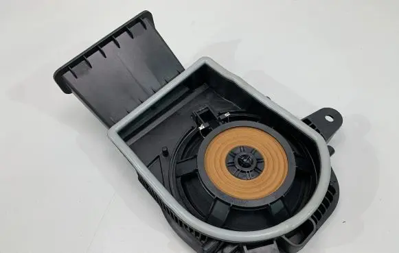 BMW 2 Active Tourer U06 Subwoofer speaker 5A052F8