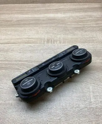 Volkswagen PASSAT B6 Climate control unit 1K0907044CG 78888425