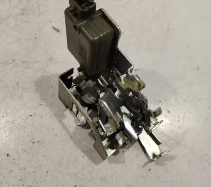 Renault Master II Sliding door lock 